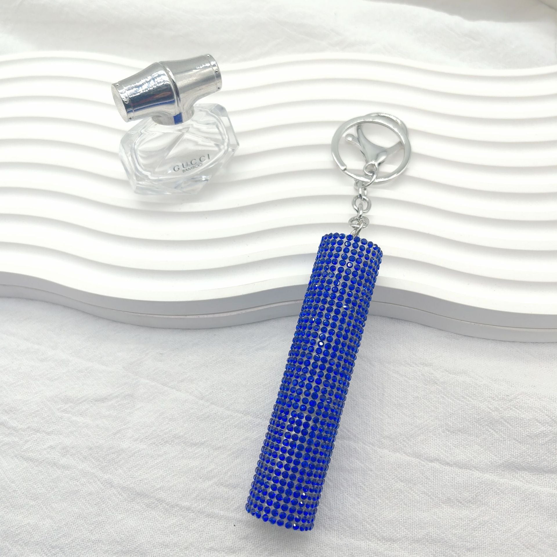 Wholesale  Full Diamond Creative Mini 10ml Perfume Bottling Keychain
